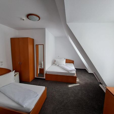 Hotel Pescarus Port Биказ Экстерьер фото